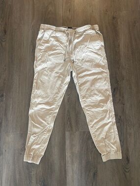 GAP Men's Jogger Pants in Light Beige